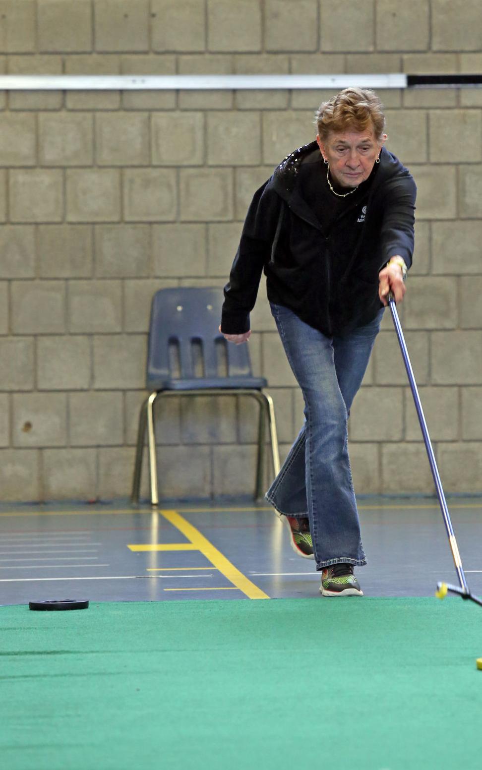 041118 Shuffleboard 02.jpg